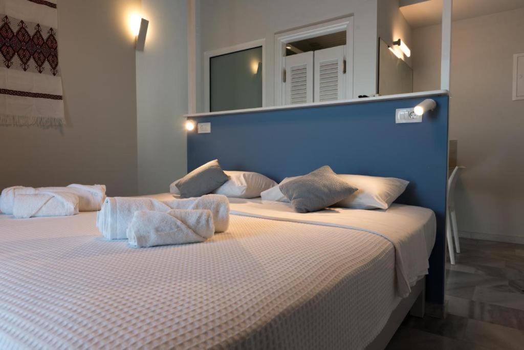 Ocean Dreams Hotel Palaiochora Ngoại thất bức ảnh
